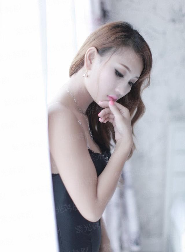 魔女的贴身使徒